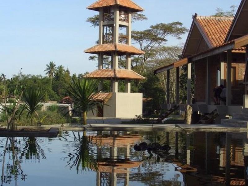 Disaster Oasis Hotel Kaliurang Exterior photo